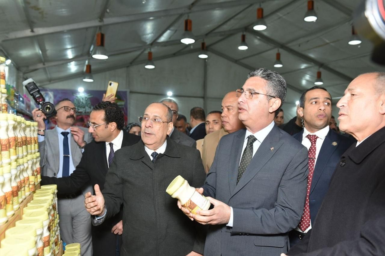 طرح 580 صنفًا من السلع الغذائية بمعرض أهلا رمضان بتخفيضات تصل لـ30%