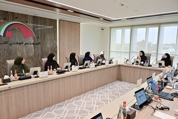 لجنة بـ"الوطني" تناقش موضوع حماية الأسرة ومفهومها وكيانها