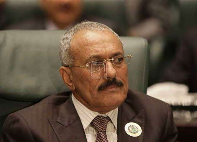 قال إن الزبيدي يعيد نفس الأخطاء . خبير عسكري يكشف عن أبرز أخطاء الرئيس الراحل علي عبدالله صالح .. ماذا قال؟