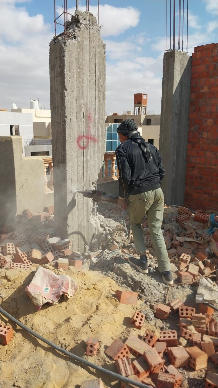 رئيس جهاز مدينة الشروق يقود أكبر حملة لإزالة التعديات.. صور