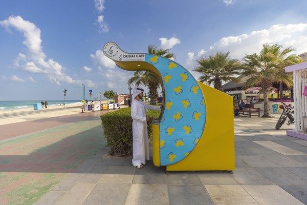 "دبي تبادر" تنجح في تفادي استخدام 30 مليون عبوة مياه بلاستيكية ذات الاستخدام الواحد