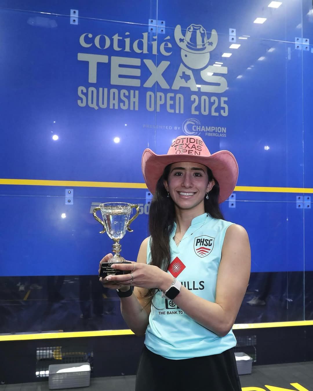 مراسم تتويج علي فرج ونوران جوهر ببطولة تكساس للاسكواش بأمريكا.. صور