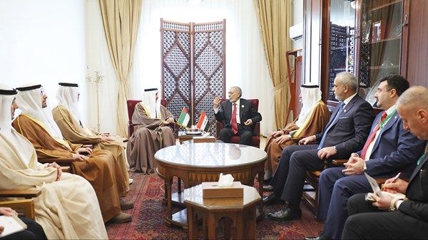 صقر غباش يبحث علاقات التعاون مع العراق