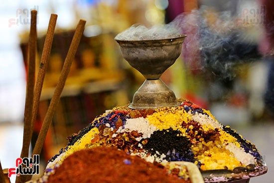 فوانيس وخيامية.. شوارع القاهرة والجيزة تتزين لاستقبال شهر رمضان.. صور