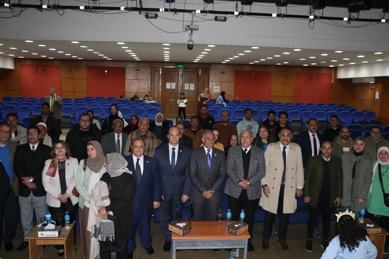 الهيئة الوطنية للانتخابات تُنظم ندوة تثقيفية بقصر ثقافة أسيوط