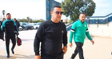 أنيس بوجلبان يصل استاد الكلية الحربية استعدادا لقيادة المران الأول مع المصرى