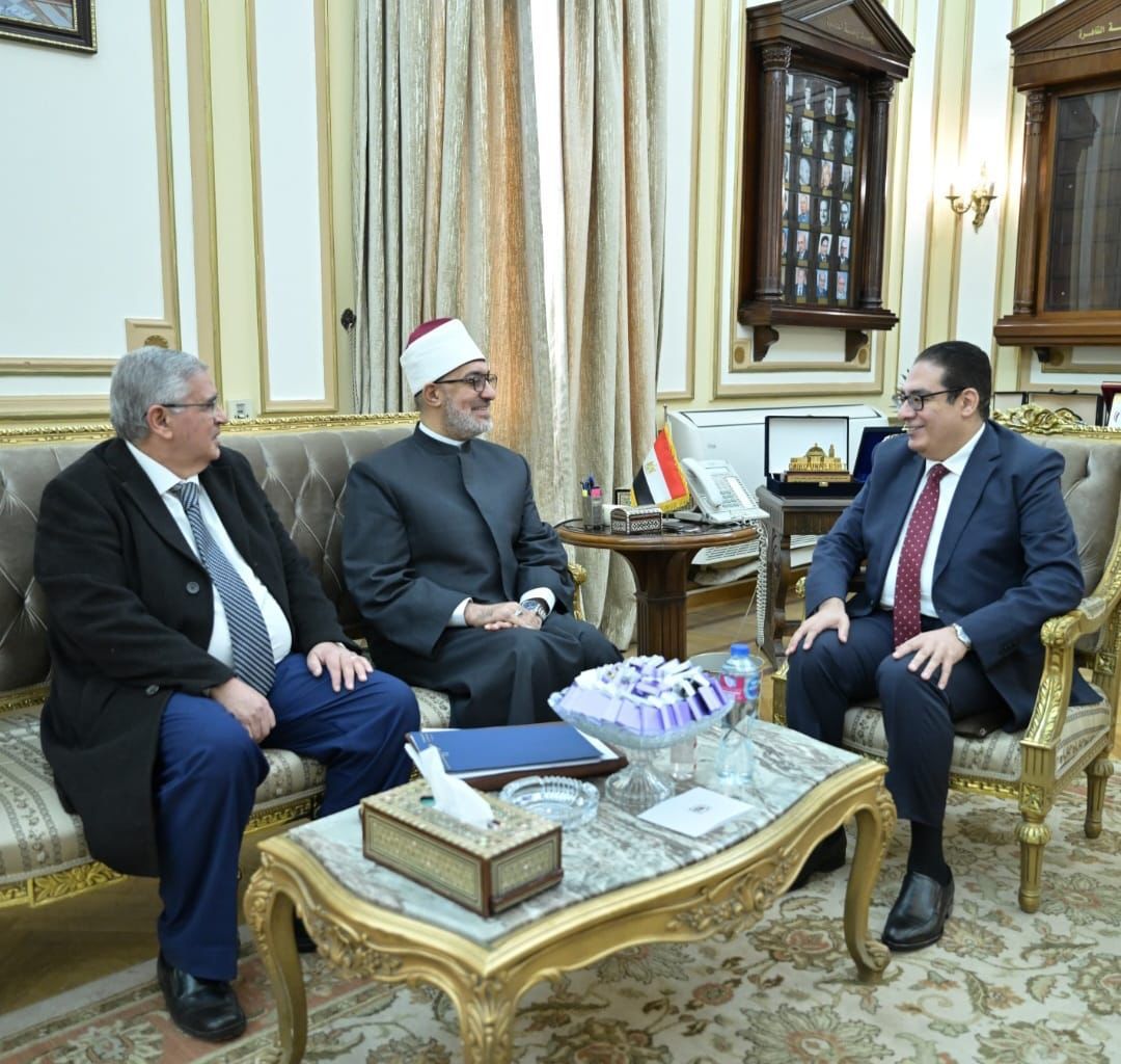 مفتى الجمهورية: ضرورة العناية بلغتنا العربية لإطلاقها نحو العالمية