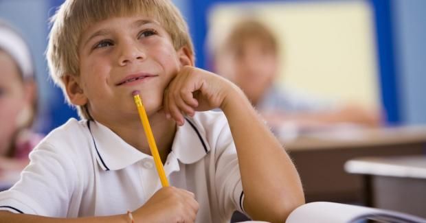 إزاي تساعدي أولادك على النجاح في المدرسة؟.. نصائح لتحسين التحصيل الدراسي