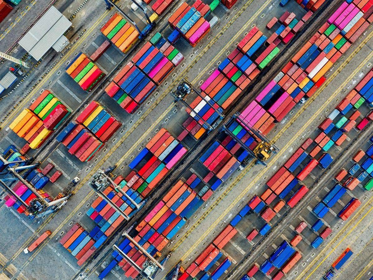 الخليج اليوم .. الإمارات والكويت.. علاقات قوية تستهدف تعزيز التكامل الاقتصادي