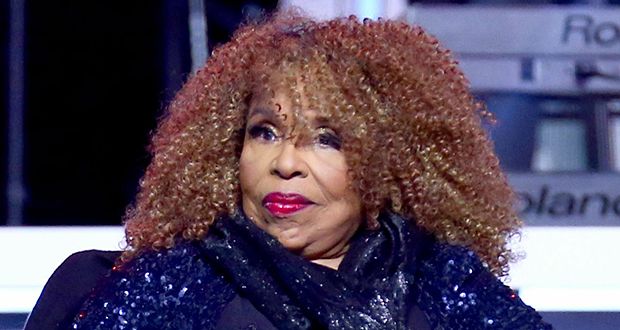 رحيل روبرتا فلاك: أيقونة السول تودع الحياة