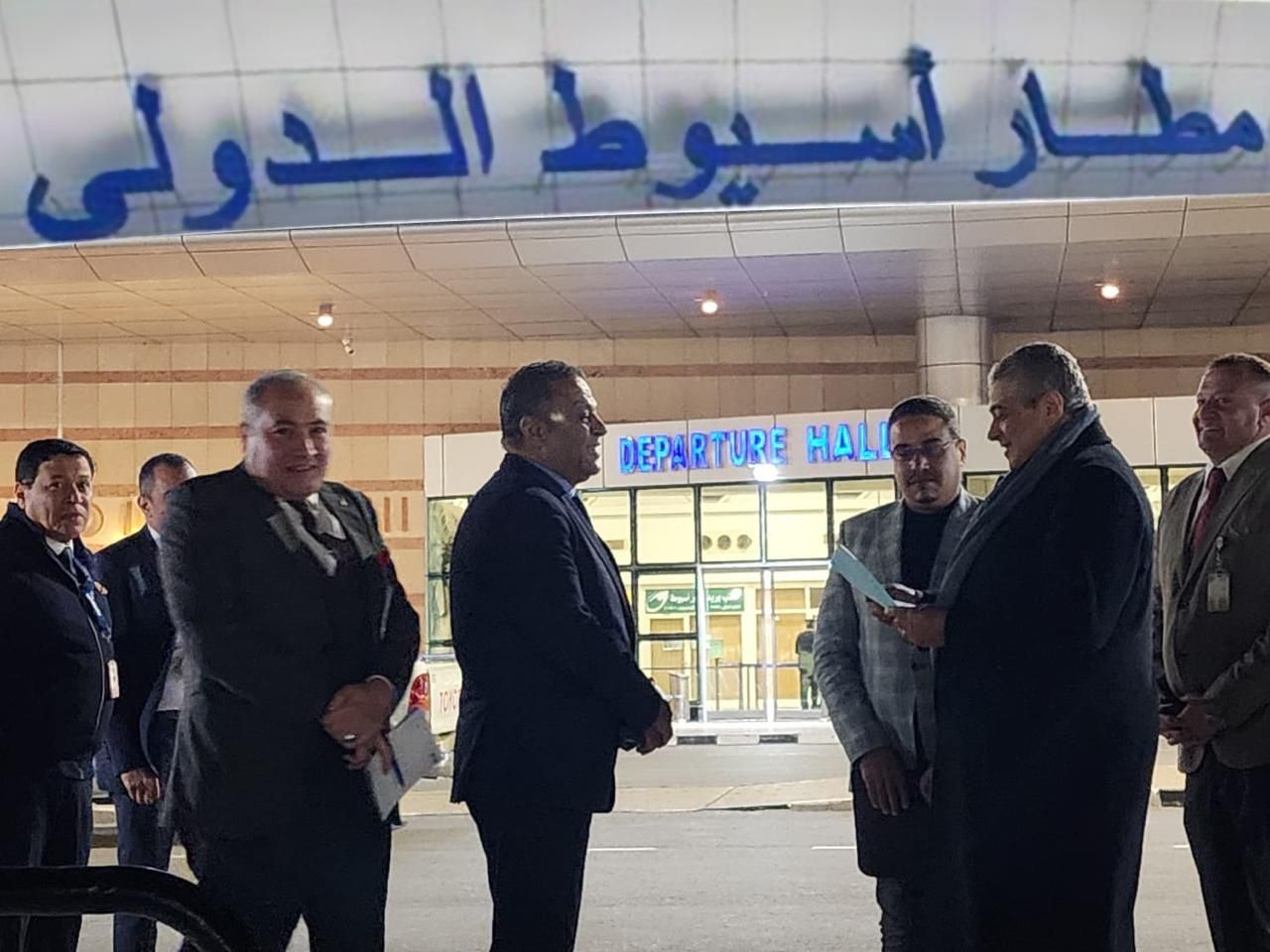 اللجنة العليا للتفتيش الأمني والبيئي بوزارة الطيران تتفقد مطار أسيوط الدولي