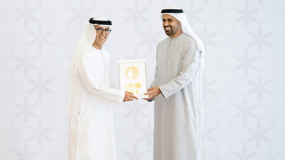 ذياب بن محمد بن زايد: إعداد جيل قادر على مواجهة التحديات المستقبلية بطرق مبتكرة وفعّالة