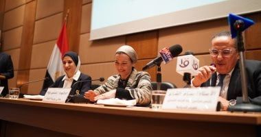 وزيرة البيئة تعلن مشاركة القطاع الخاص السياحى فى رصد البيئة البحرية