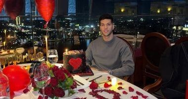 إمام عاشور ينشر صور احتفاله بعيد ميلاده الـ27.. صور