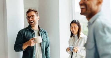 طالع الأبراج: 5 أبراج تفتقد فنجان القهوة فى نهار رمضان.. طقس أساسى فى يومهم