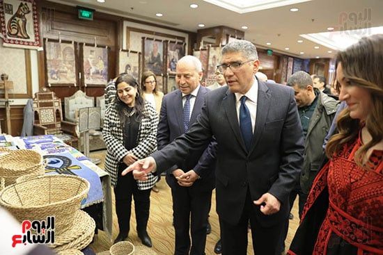نائب محافظ الجيزة تعلن افتتاح المعرض رقم 45 لمنتجات أصحاب الحرف اليدوية.. صور