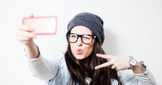 طالع الأبراج: 5 أبراج تتعامل مع تغيرات الحياة بأمل وحب.. من وحى مسلسل حسبة عمري