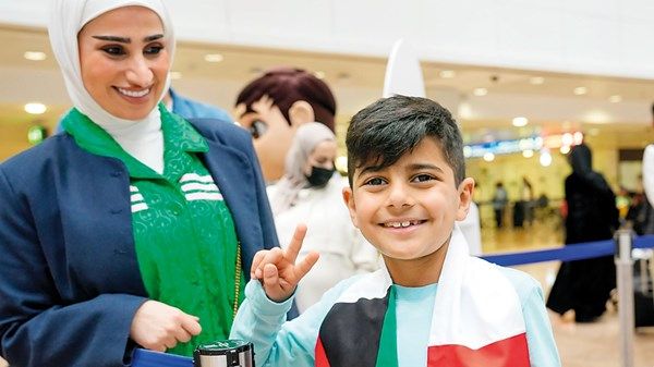 «إقامة دبي» تحتفل مع الكويتيين