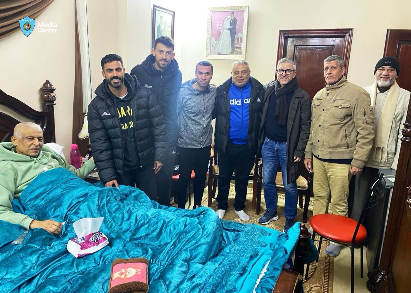 بابافاسيليو والجهاز الفنى لغزل المحلة فى زيارة لـ" صابر عيد ".. صور