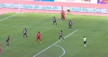 الأهلي يكتفي بتعادل سلبي مع حرس الحدود في الشوط الأول