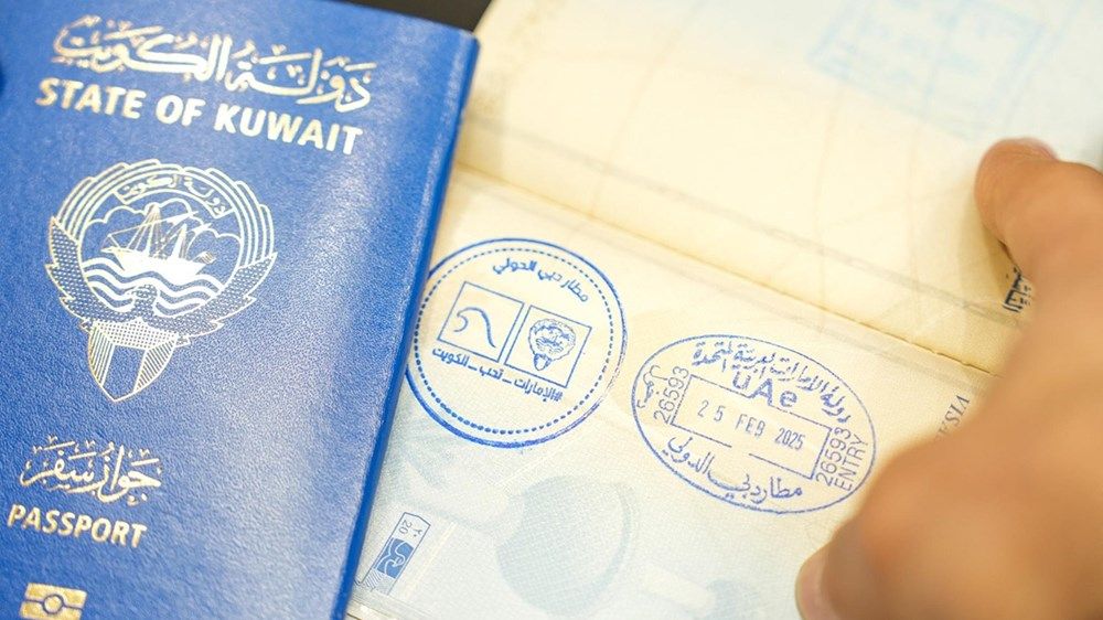 «إقامة دبي» تحتفل مع الكويتيين