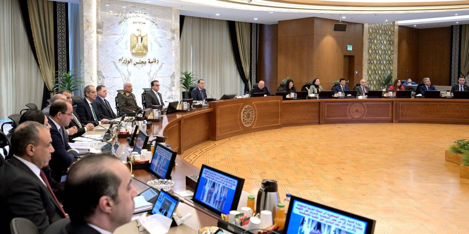 رئيس الوزراء يؤكد استمرار جهود الحكومة لإتاحة مزيد من السلع بأسعار مناسبة