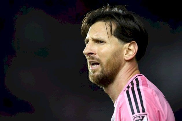 رابطة الدوري الأميركي تغرم ميسي بعد مشادة مع مدرب مساعد