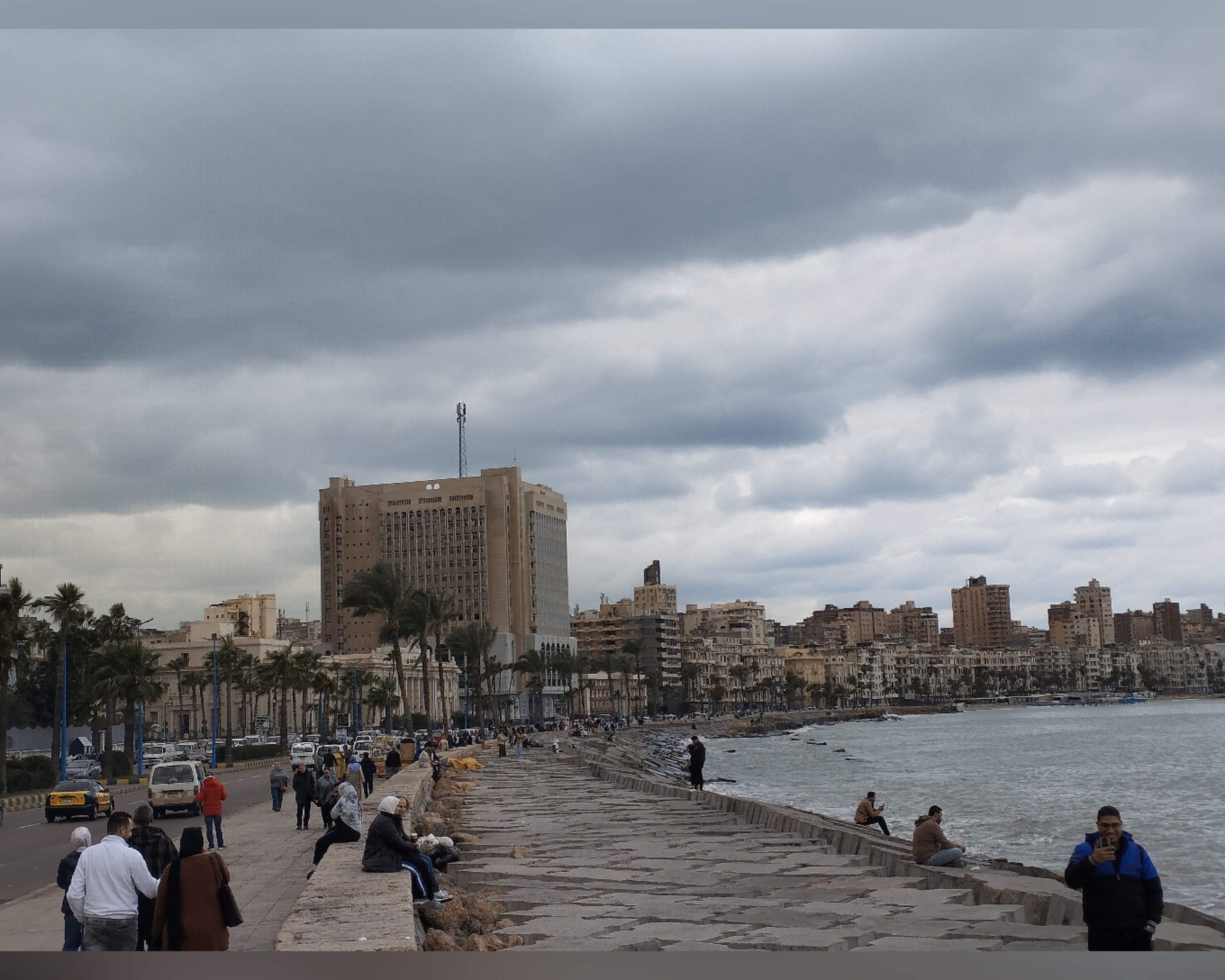 تحذير من طقس غدا بالإسكندرية.. شديد البرودة ليلا وشبورة مائية صباحا