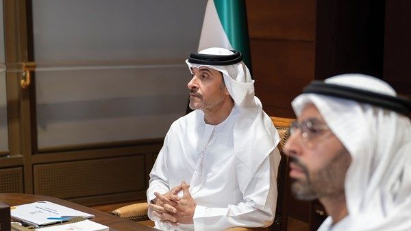 هزاع بن زايد يستقبل وفداً من دائرة الثقافة والسياحة - أبوظبي