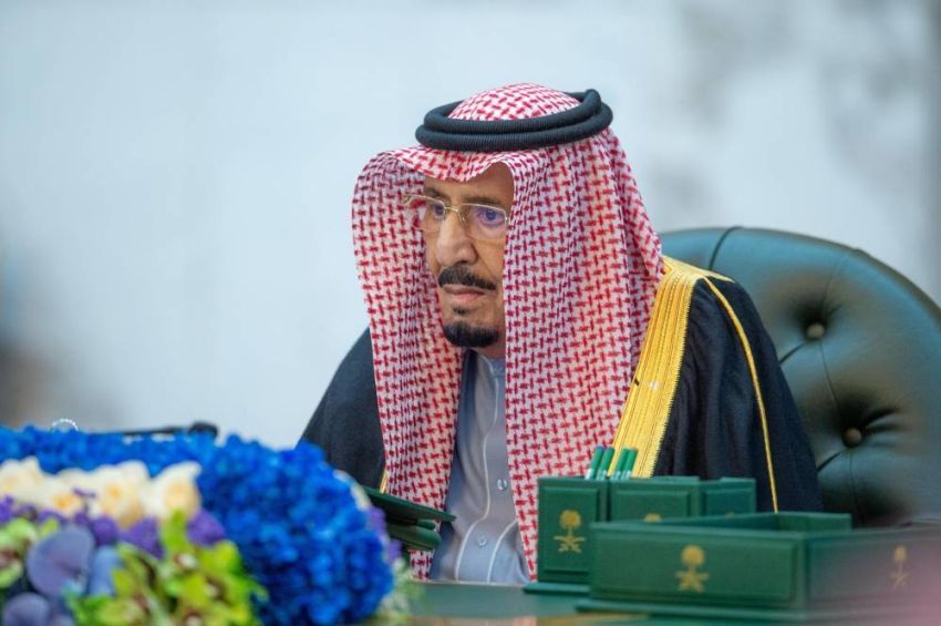 السعودية | صدور موافقة خادم الحرمين الشريفين على توزيع مليون ومائتي ألف نسخة من المصاحف وترجمات معاني القرآن الكريم في 45 دولة خلال شهر رمضان
