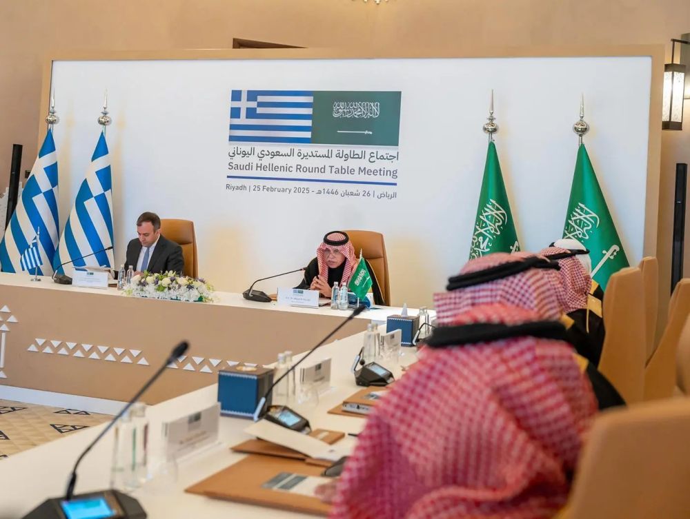 المملكة واليونان تناقشان تعزيز الشراكة التجارية والاستثمارية