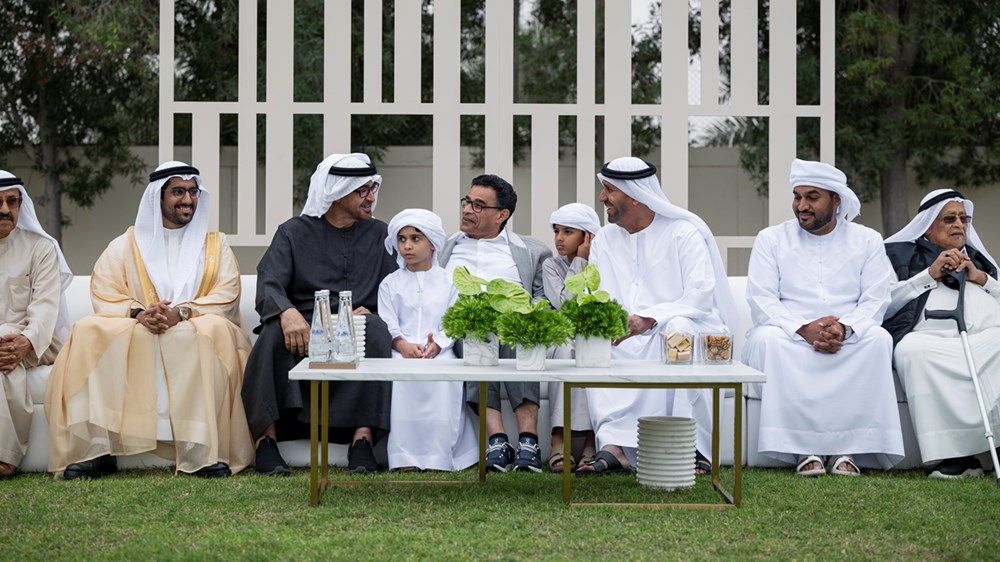 رئيس الدولة يحضر حفل زفاف في دبي