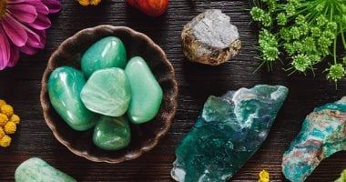 طالع الأبراج: أفضل 5 أحجار كريمة لطاقة برج الحوت.. العقيق الأسود هدية مثالية