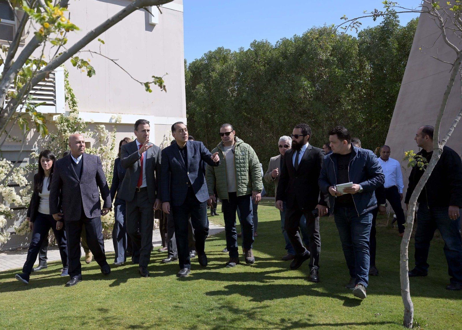 رئيس الوزراء يفتتح توسعات مصنع شركة "سى بورد" لتصنيع مواد البناء