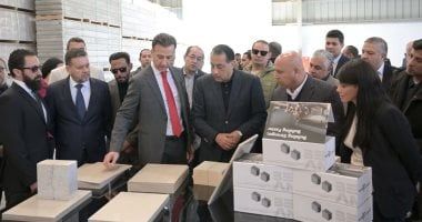 رئيس الوزراء يفتتح توسعات مصنع شركة "سى بورد" لتصنيع مواد البناء