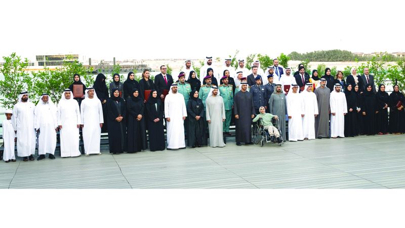 الامارات | رئيس الدولة: الإمارات تولي أهمية كبيرة لتماسك المجتمع والمحافظة على قيمه الأصيلة