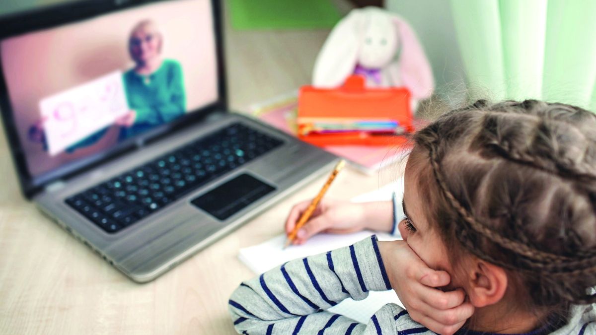 الامارات | «التربية» ترفع التقييم النهائي لـ «الدراسات الاجتماعية» و«الإسلامية» إلى 70%