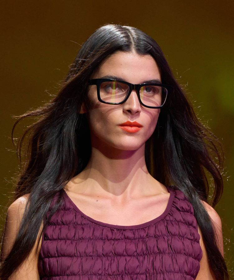 أبرز صيحات مكياج نرصدها من أسبوع الموضة في ميلانو لخريف وشتاء 2025-2026