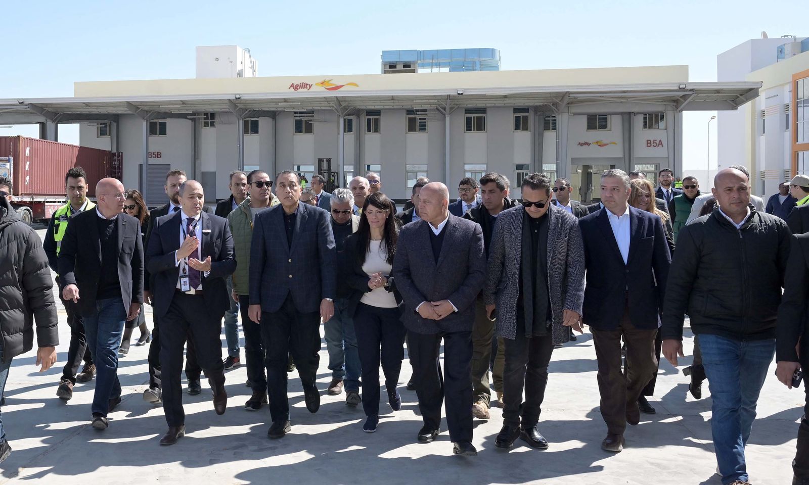 رئيس الوزراء يفتتح المركز اللوجستى الجمركى المطور لـ"اقتصادية قناة السويس"