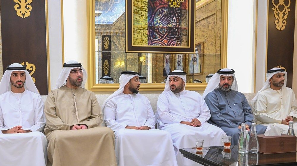 حميد بن راشد يتقبل تعازي حاكمي الفجيرة وأم القيوين والشيوخ في وفاة الشيخ سعيد بن راشد النعيمي