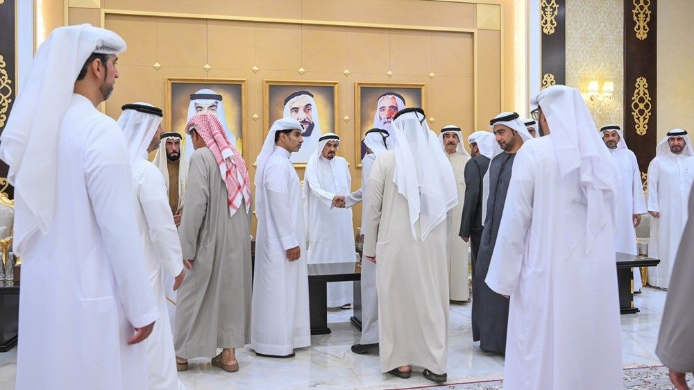 حميد بن راشد يتقبل تعازي حاكمي الفجيرة وأم القيوين والشيوخ في وفاة الشيخ سعيد بن راشد النعيمي