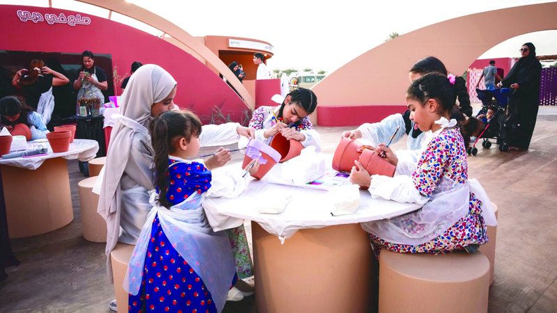الامارات | 205    مواهب إماراتية و60 ورشة تجذب زوّار «مهرجان الفرجان»