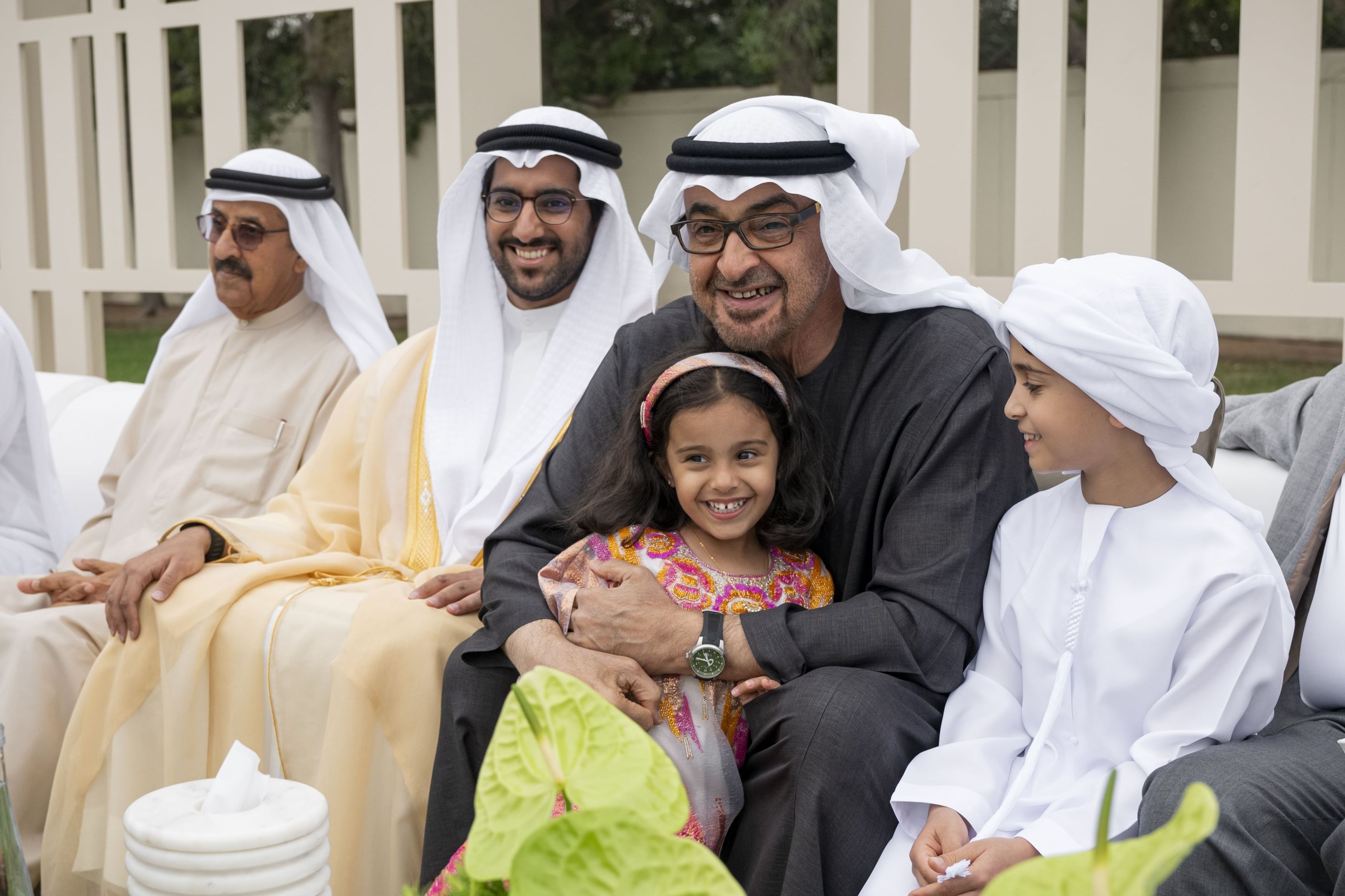 الامارات | رئيس الدولة يحضر حفل زفاف في دبي