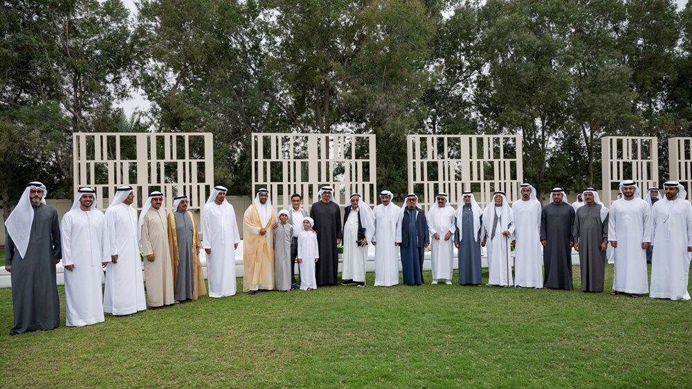 رئيس الدولة يحضر حفل زفاف في دبي