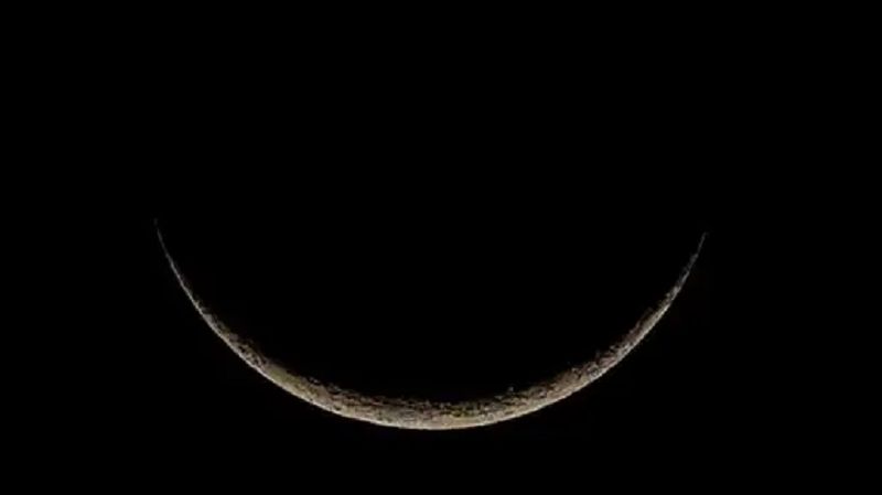 فلكي يمني يحدد حلول شهر رمضان