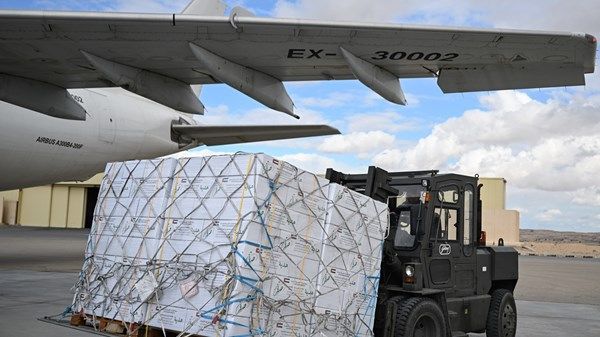 وصول 4 طائرات مساعدات إلى العريش ضمن عملية "الفارس الشهم 3" لدعم الأشقاء في غزة