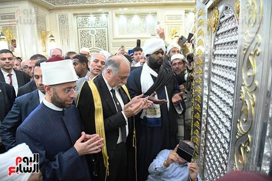 الطرق الصوفية تنظم موكب رؤية هلال شهر رمضان 2025.. صور