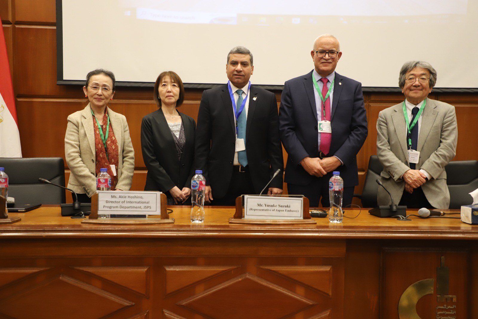 وزير التعليم العالى: دعم البحث العلمى فى المواد المتقدمة والثروات المعدنية ضرورة