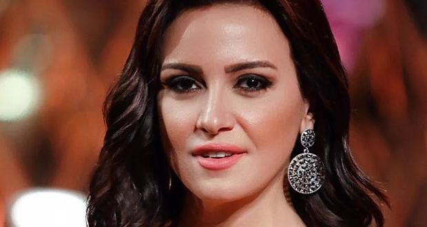 ريهام عبد الغفور تواجه التنمّر: “مش هغير في شكلي”