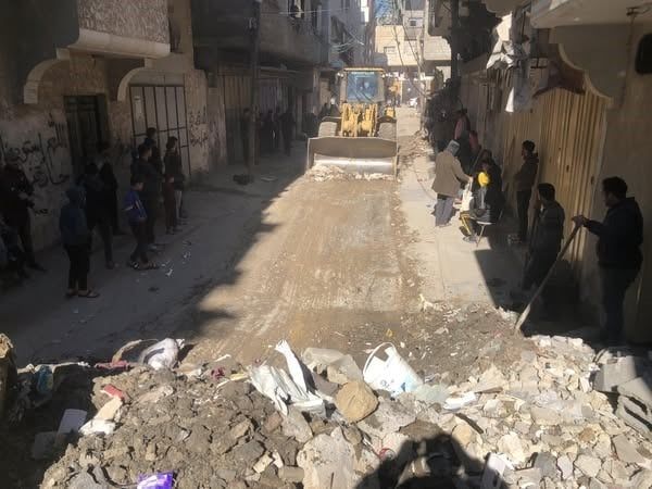 الفلسطينيون يشاركون بحملة غزة أجمل فى رمضان ابتهاجاً بالشهر المبارك